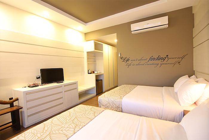 Nayomi Sanctuary Resort Batangas Exterior photo